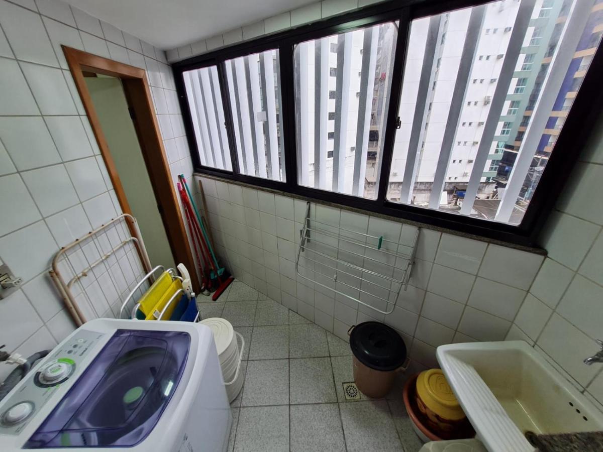 Apt Encantador Centro Guarapari, Completo, 50 M Da Praia 外观 照片