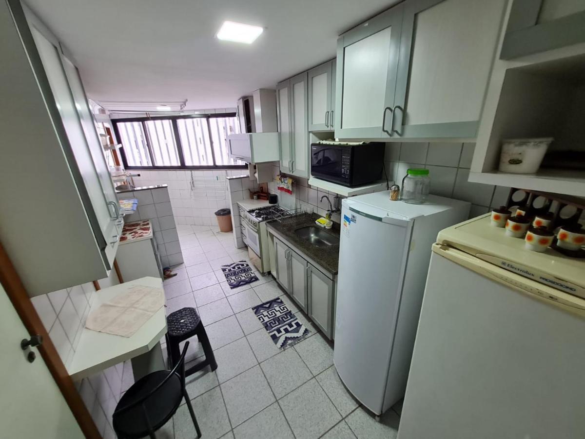 Apt Encantador Centro Guarapari, Completo, 50 M Da Praia 外观 照片