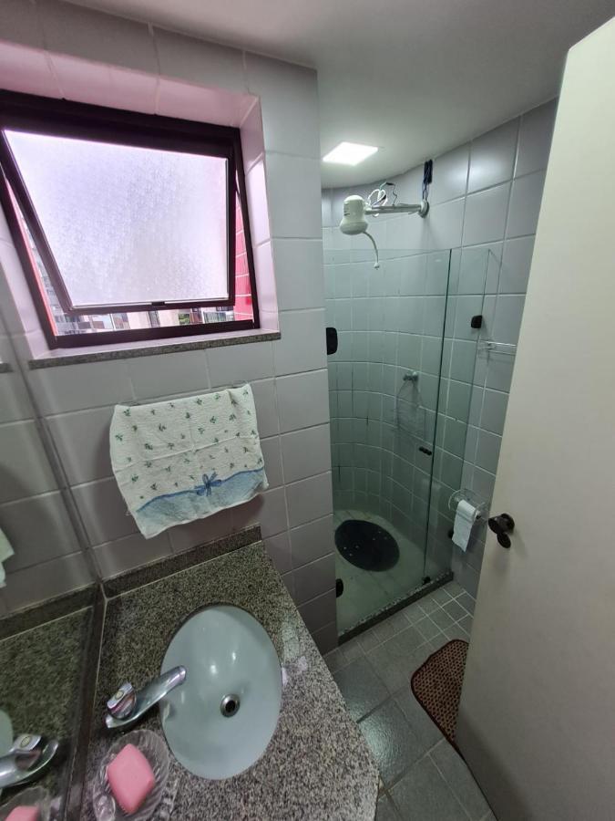 Apt Encantador Centro Guarapari, Completo, 50 M Da Praia 外观 照片