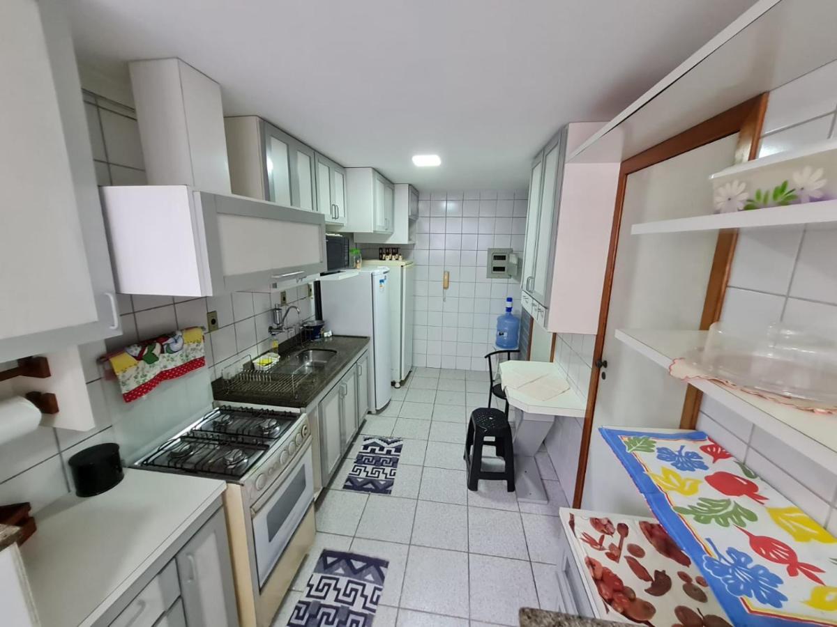 Apt Encantador Centro Guarapari, Completo, 50 M Da Praia 外观 照片