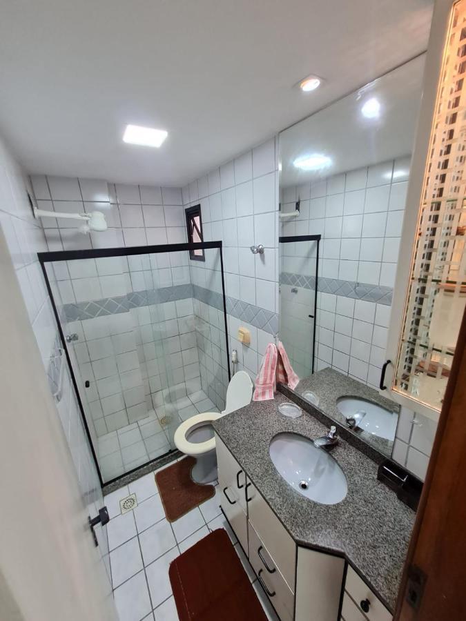 Apt Encantador Centro Guarapari, Completo, 50 M Da Praia 外观 照片